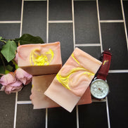 Rose & Leather