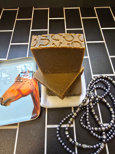 Pine Tar w Beeswax Soap
